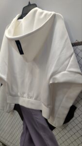 Chamarra Adidas Blanca - Imagen 2